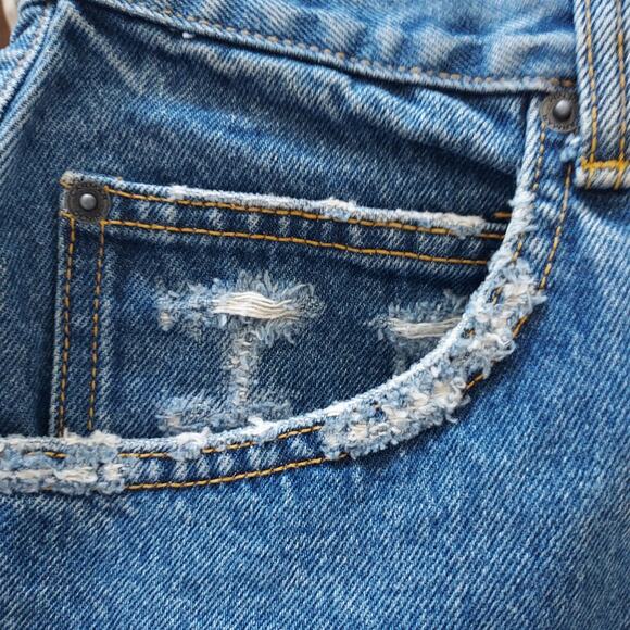 Carmar Denim Distressed Skirt Size 25 - Picture 4 of 9